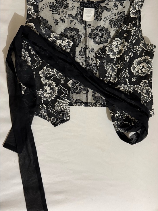 Tops - Susan Elise Black & White Floral Brocade Vest with Sheer Sash